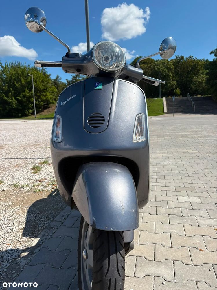 Piaggio Vespa - 4