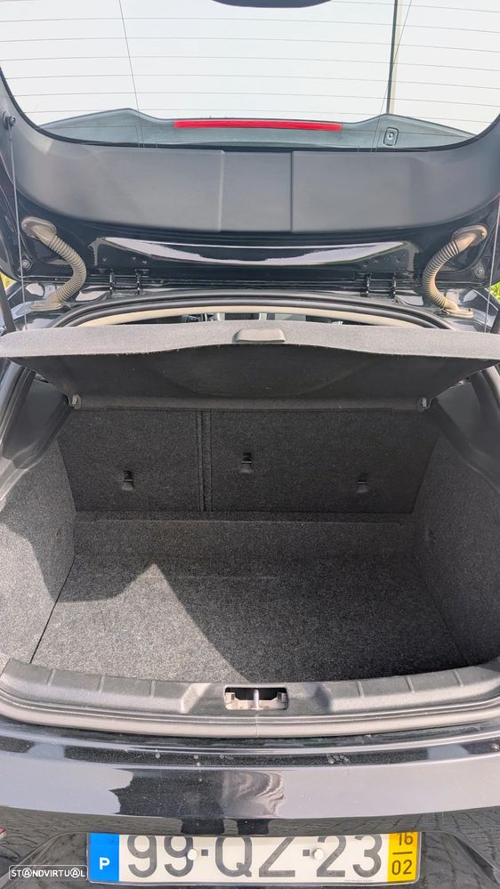 Volvo V40 2.0 D2 Momentum - 19