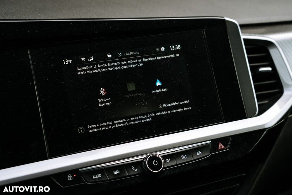 Opel Grandland 1.2 Turbo START/STOP AT8 Business Edition - 30