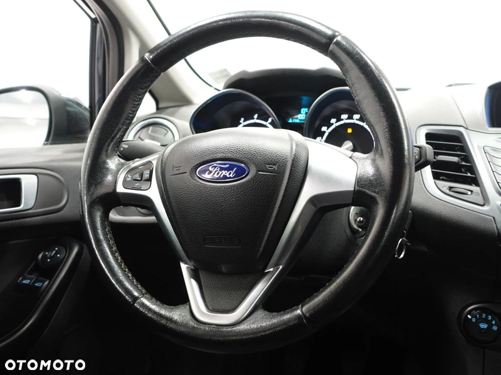 Ford Fiesta 1.0 Celebration - 36