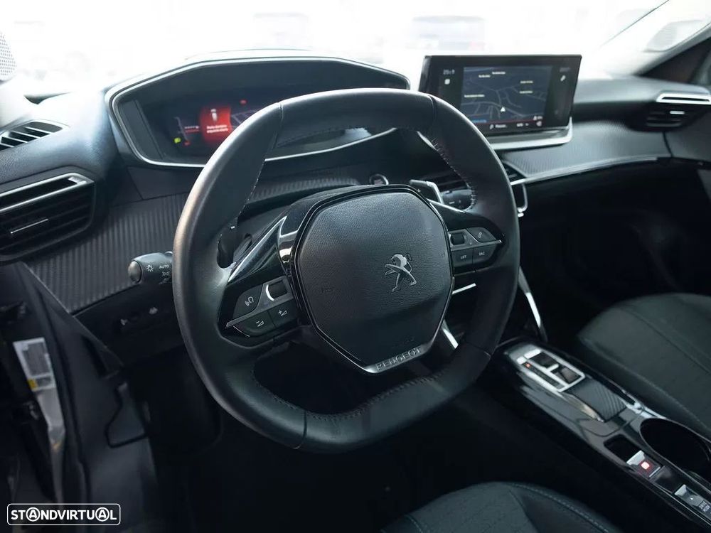 Peugeot 2008 1.2 PureTech Allure Pack EAT8 - 10