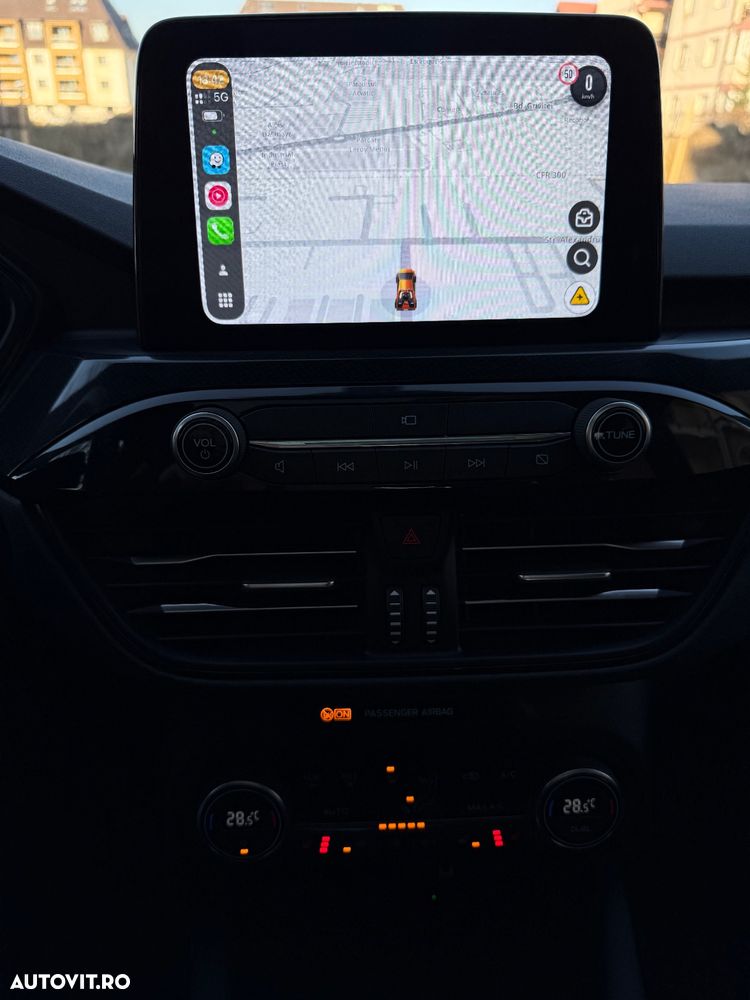 Ford Kuga 2.5 Duratec FHEV ST-LINE - 36