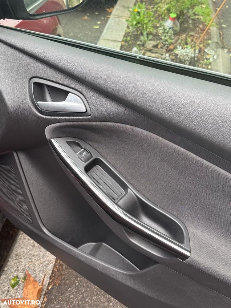 Ford Focus 1.5 EcoBoost Trend - 19