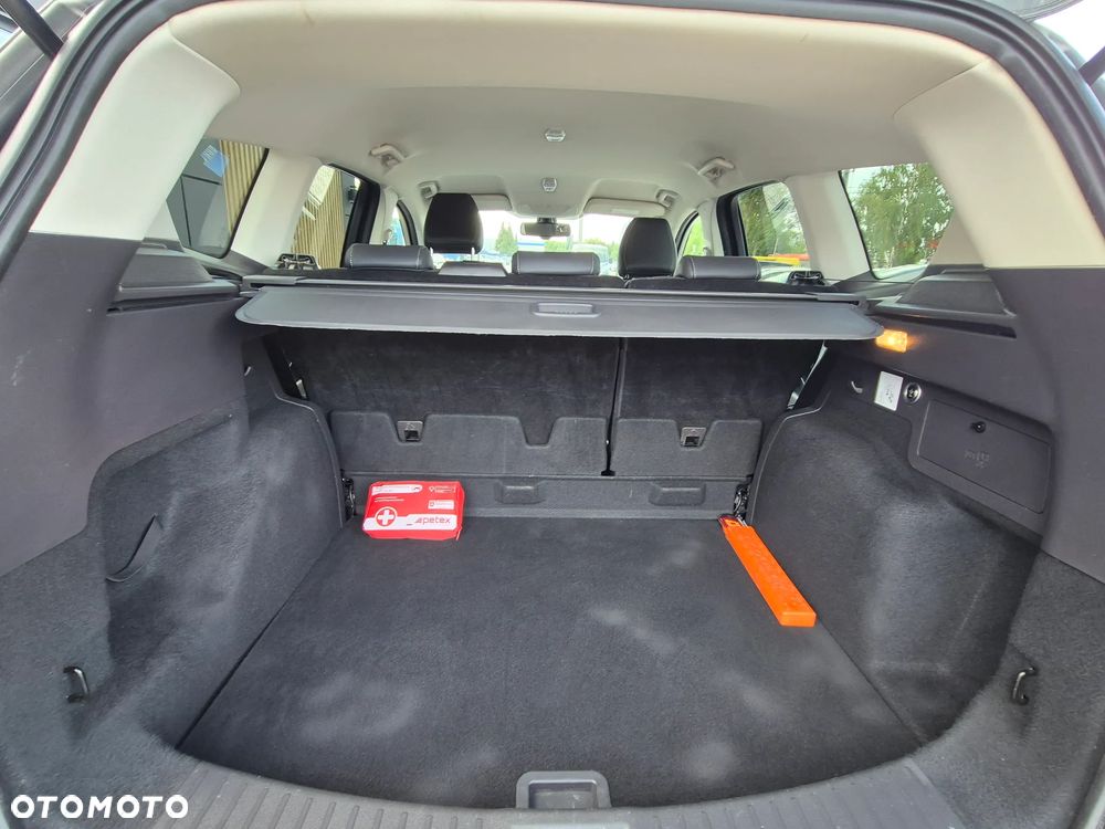 Ford Kuga 2.0 TDCi 4x4 ST-Line - 29