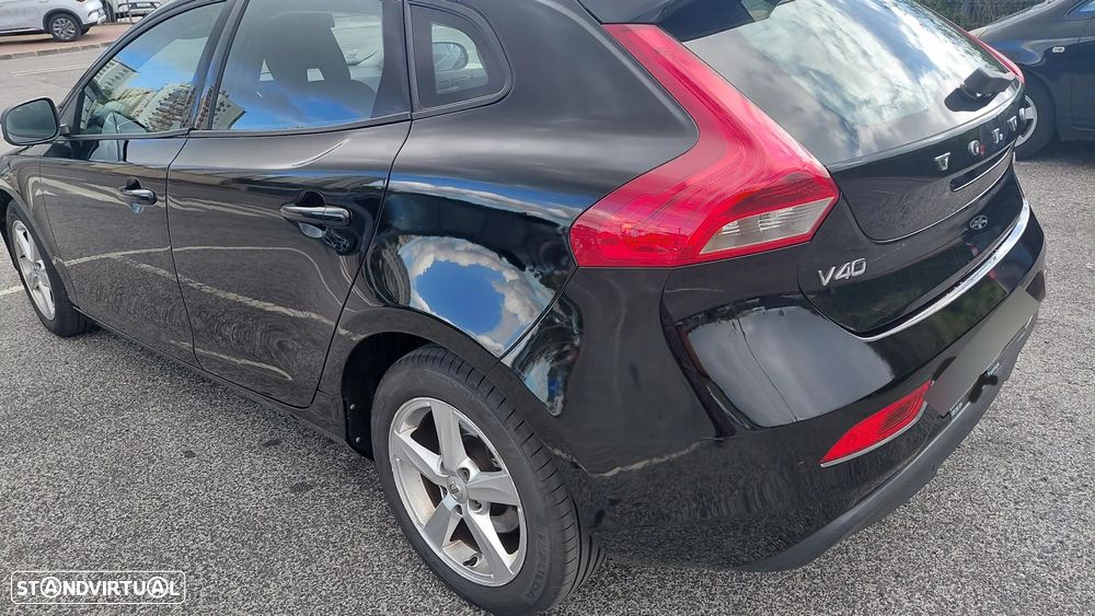 Volvo V40 2.0 D2 Kinetic - 2