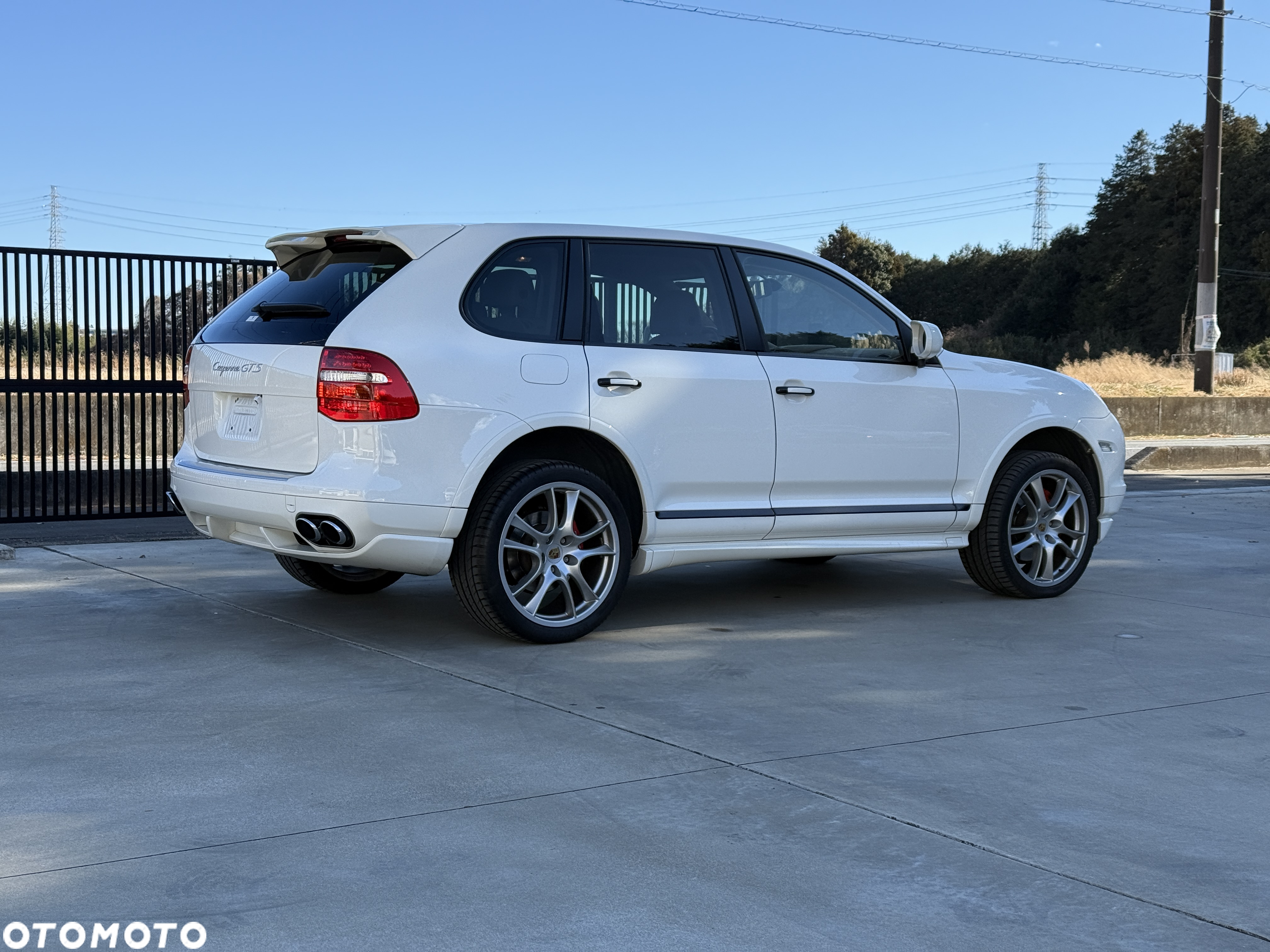 Porsche Cayenne - 15