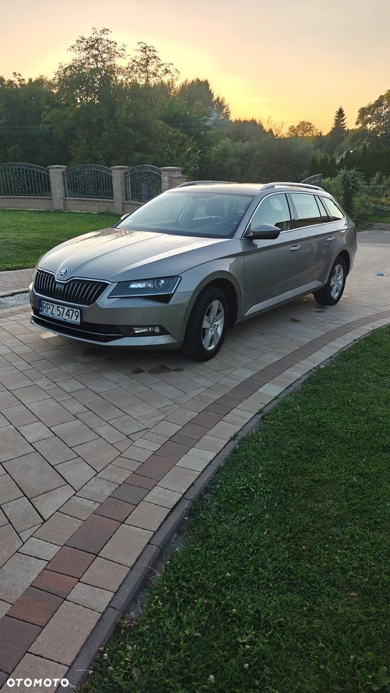 Skoda Superb 1.8 TSI Ambition - 17