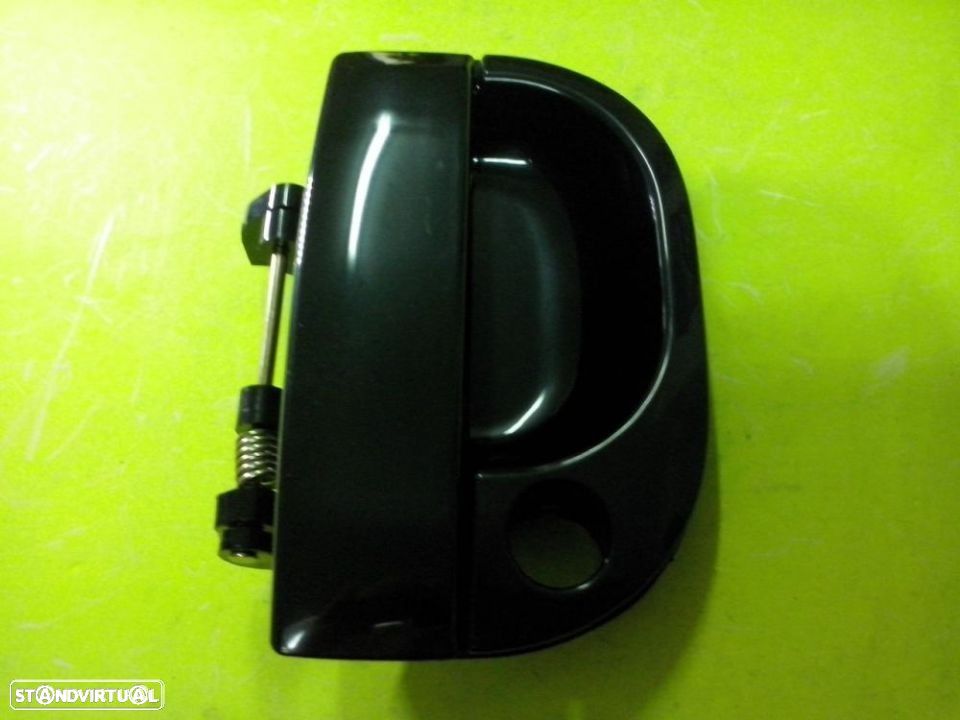Puxador da porta lateral Hyundai H1 (Novo) - 1