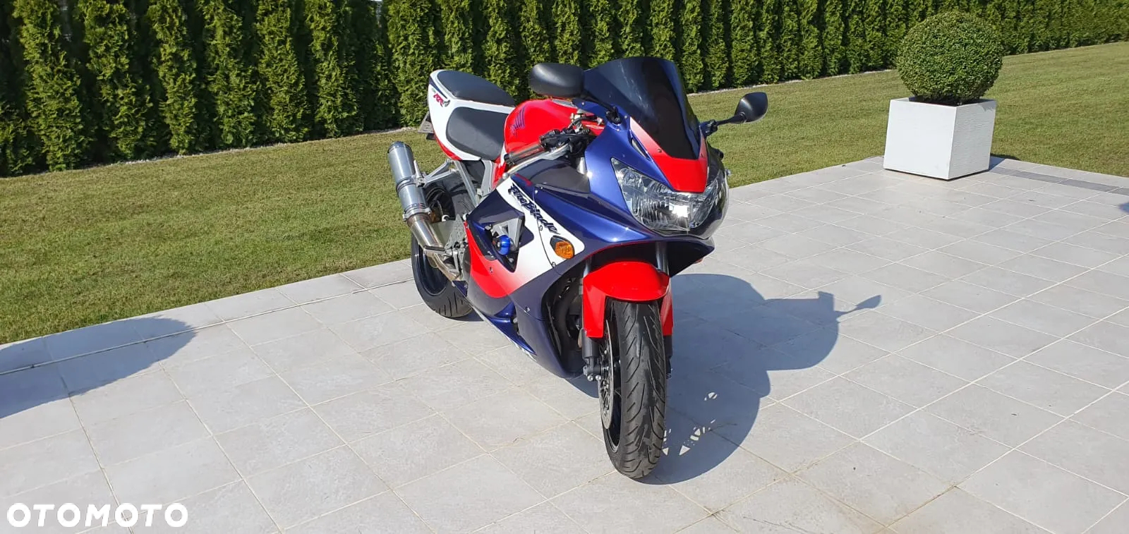 Honda CBR - 3