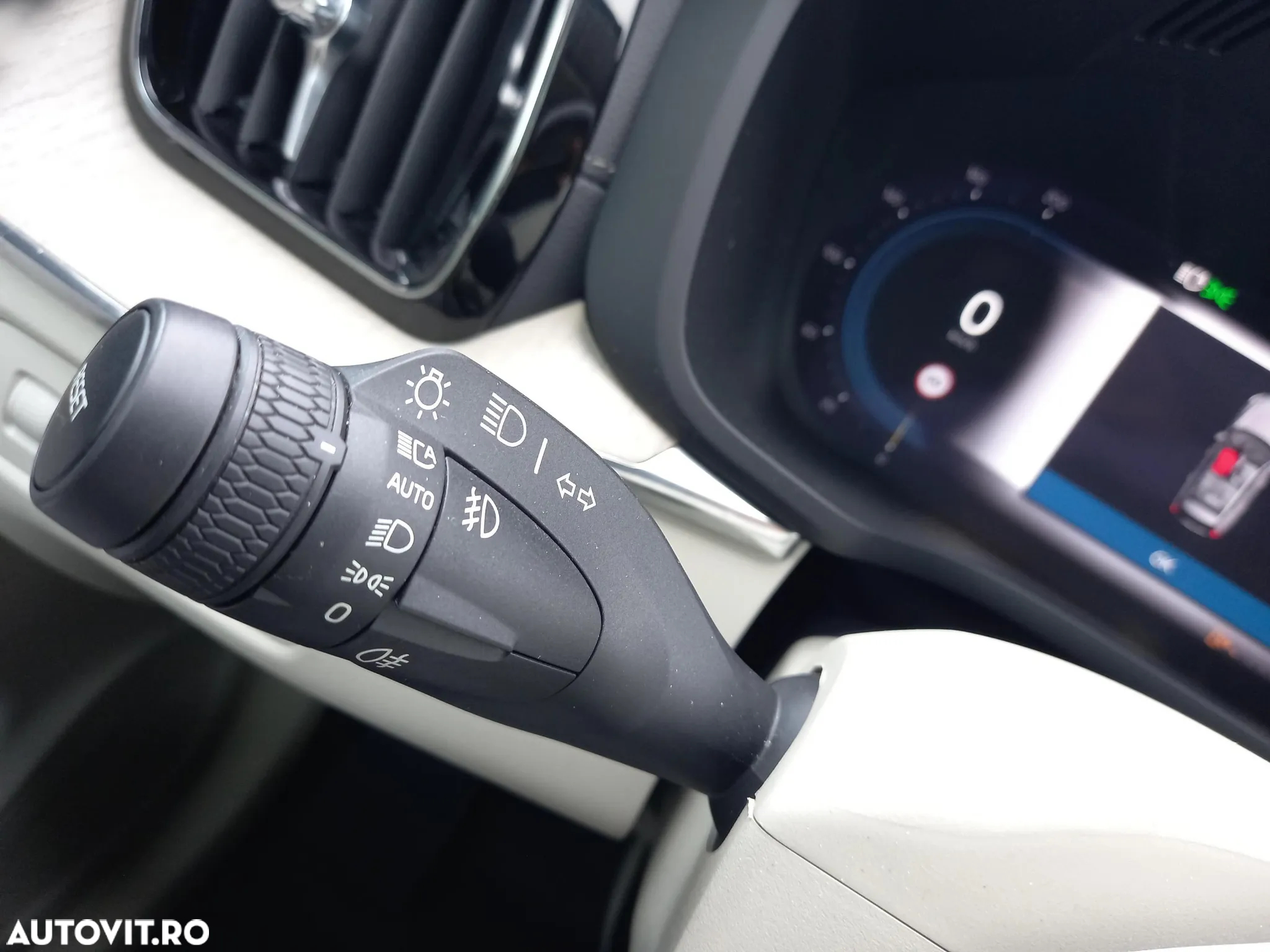 Volvo XC 60 - 27