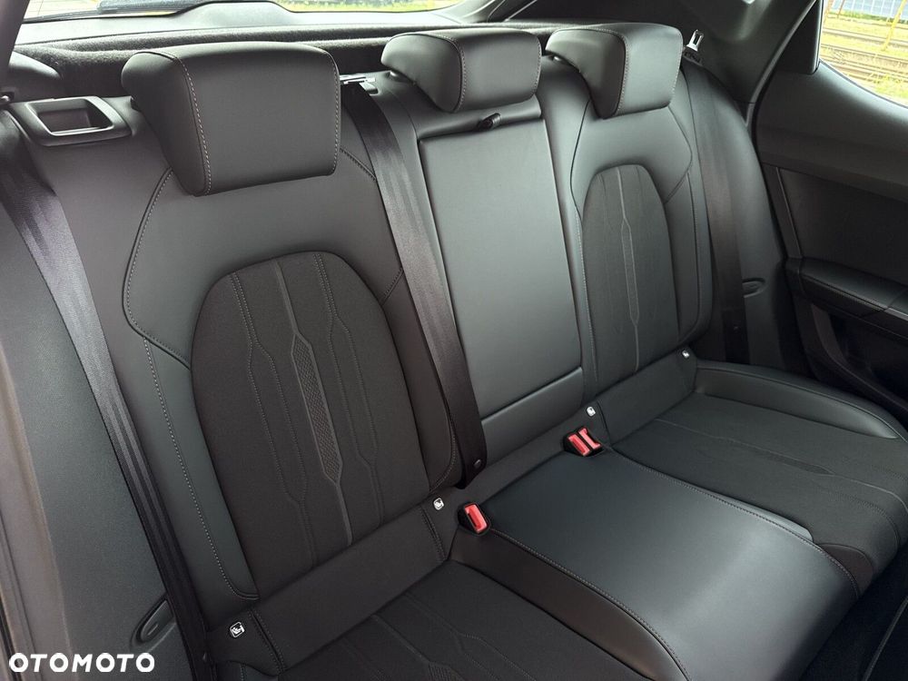 Cupra Leon 1.5 eTSI DSG - 37