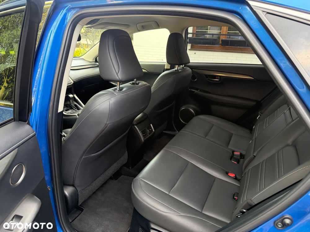 Lexus NX 300 F Impression AWD - 19