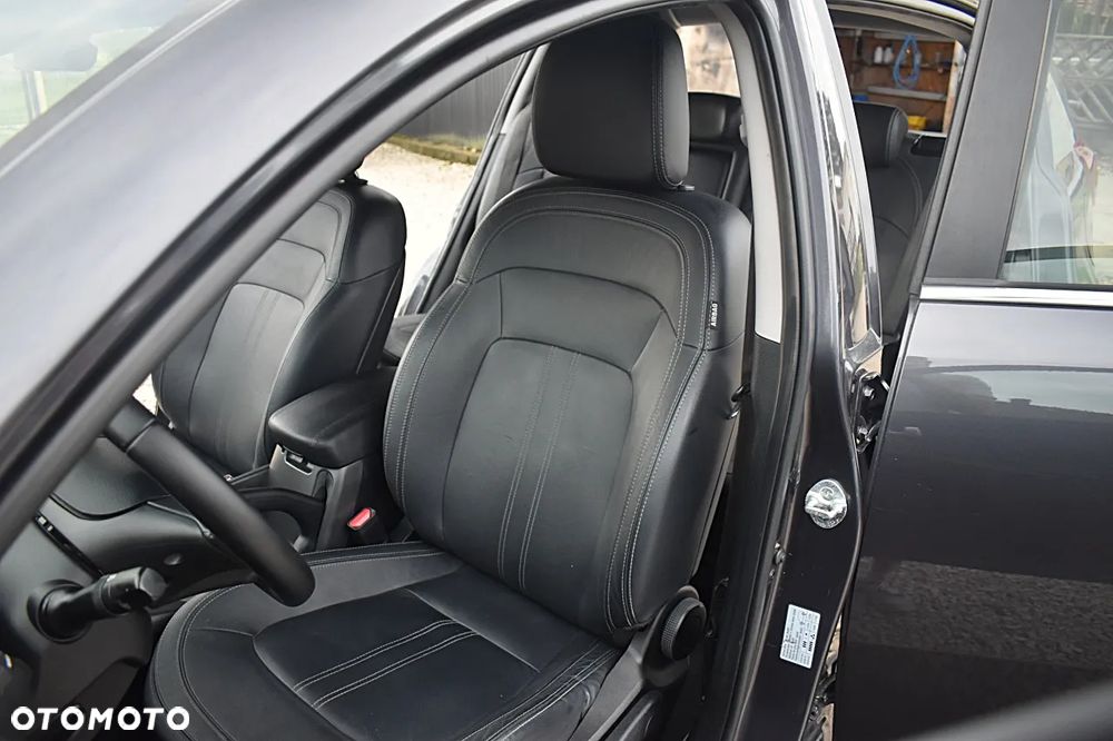 Kia Sportage 1.7 CRDI 2WD Spirit - 19
