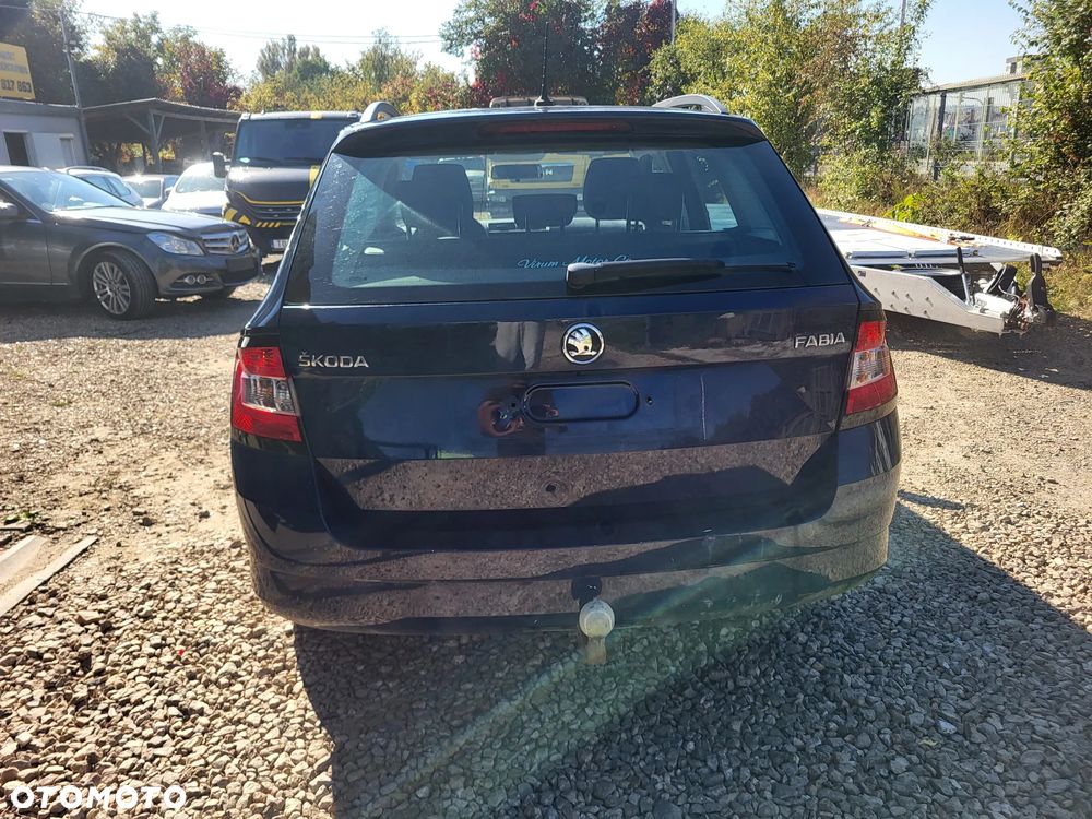 Skoda Fabia 1.2 TSI Joy DSG - 6