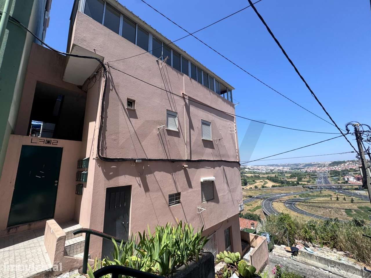 Prédio para Investimento | 10 Frações | Elevado Potencial de Valorizaç - Grande imagem: 2/8