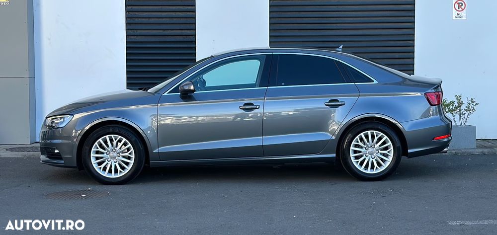 Audi A3 1.4 TFSI cylinder on demand Limousine S tronic Ambiente - 11