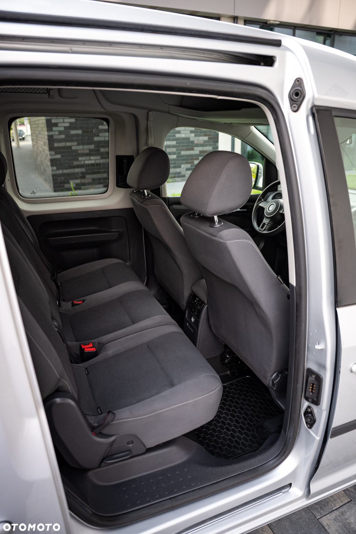 Volkswagen Caddy 1.6 TDI Comfortline - 9