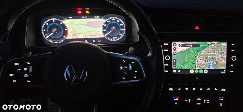 Volkswagen Golf 1.6 TDI BMT Highline - 24