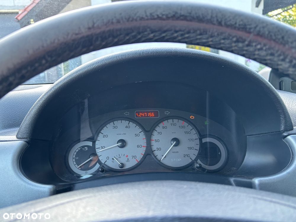 Peugeot Partner 1.6 HDi Presence - 13