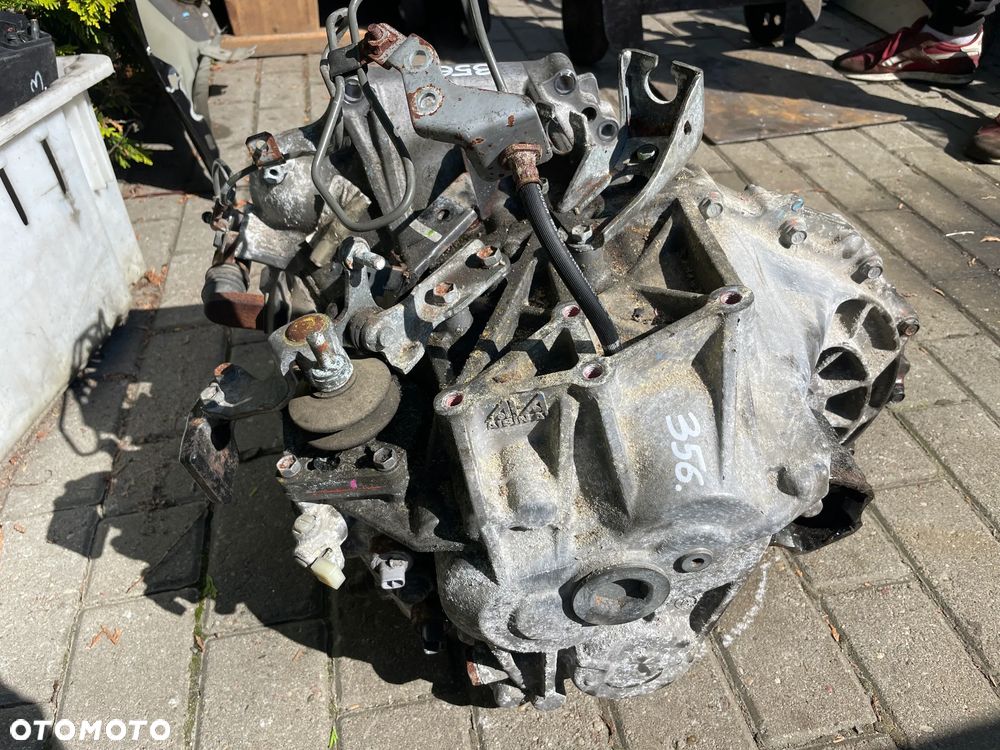 Skrzynia biegów Toyota Avensis T27 2.0 D4-D LIFT XY9T-E SKRZYNIA BIEGÓW - 5