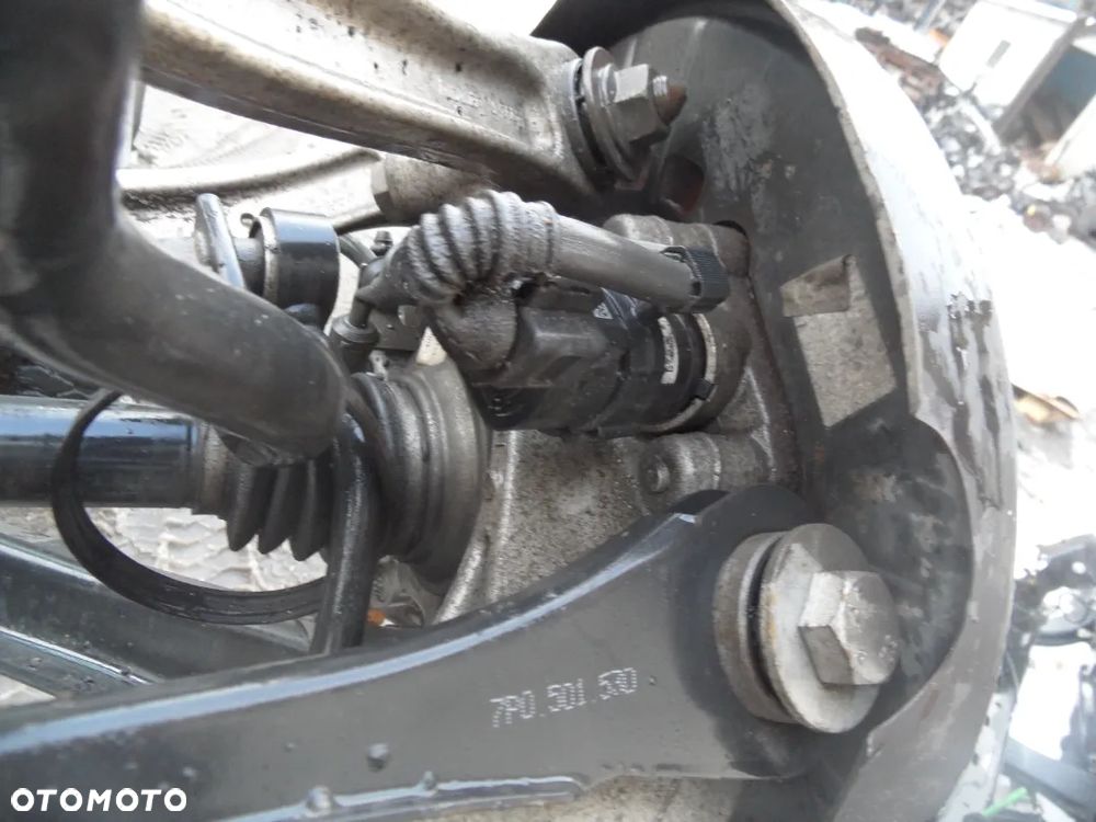 ZAWIESZENIE PRAWY TYŁ PORSCHE CAYENNE II AUDI Q7 7P - 2