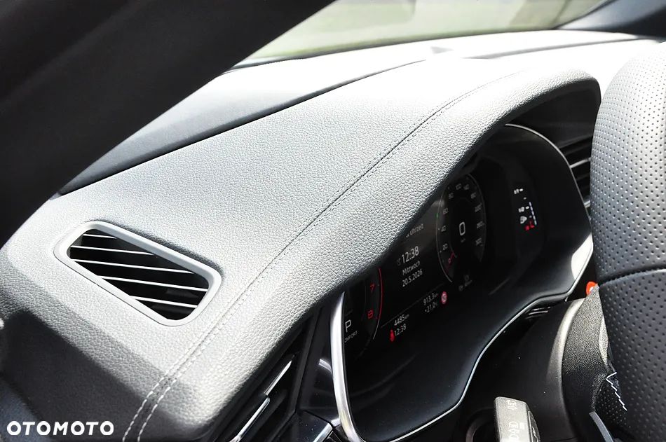 Audi Q8 SUV TFSI quattro 250 kW tiptronic S line business - 25