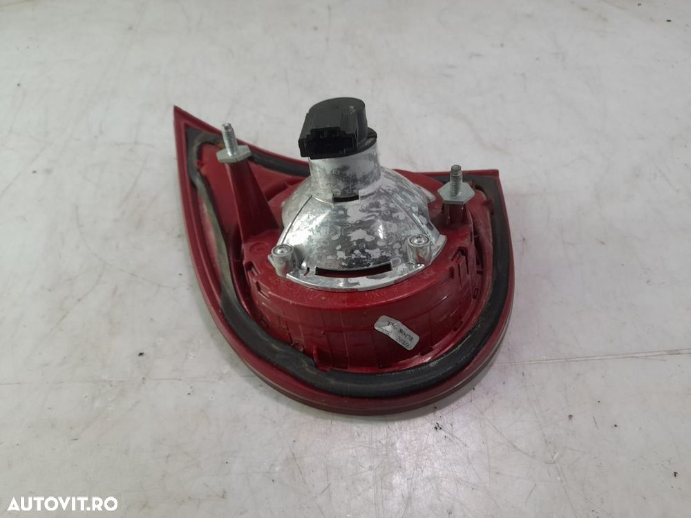 Stop stanga haion 1k6945093j Volkswagen VW Golf 5 [2003 - 2009] 1.6 f - 3