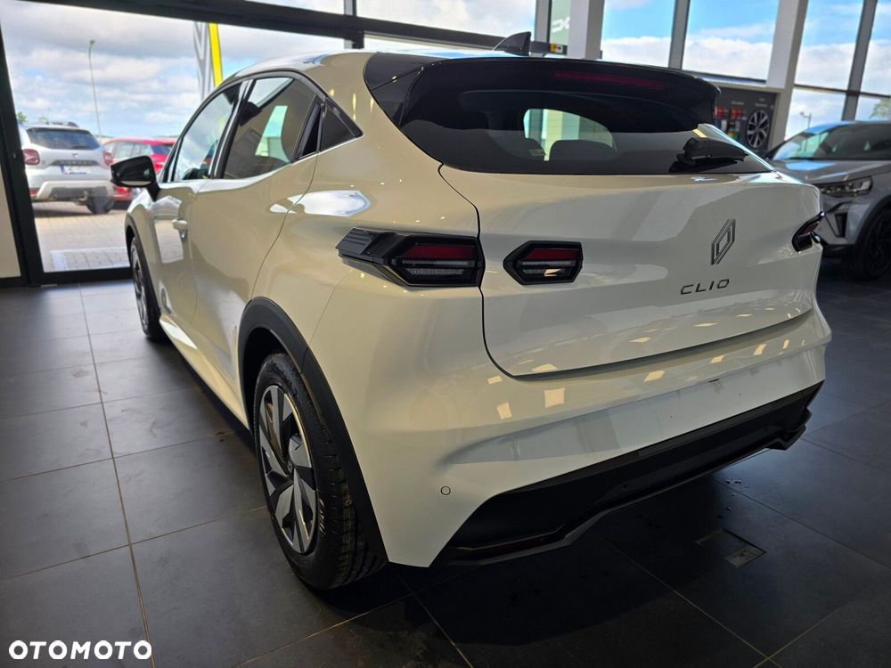 Renault Clio - 8