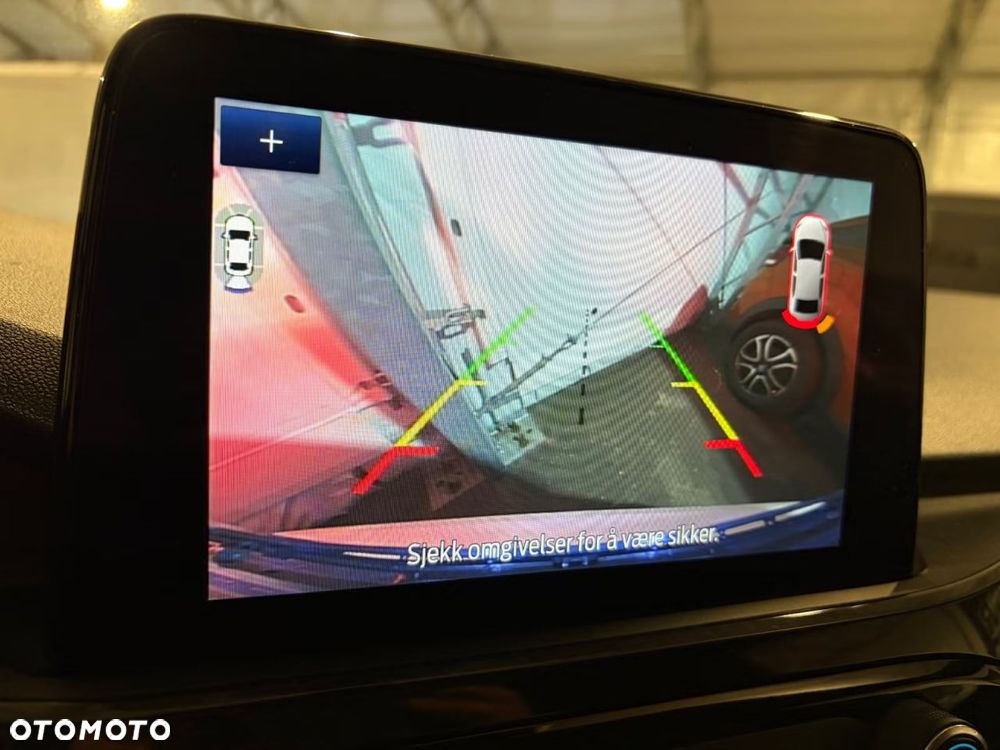 Ford Kuga 2.5 Duratec FHEV 4x4 ST-LINE - 27