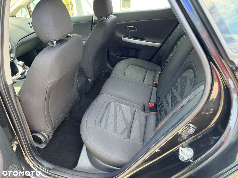 Kia Ceed 1.4 CVVT Attract plus - 24