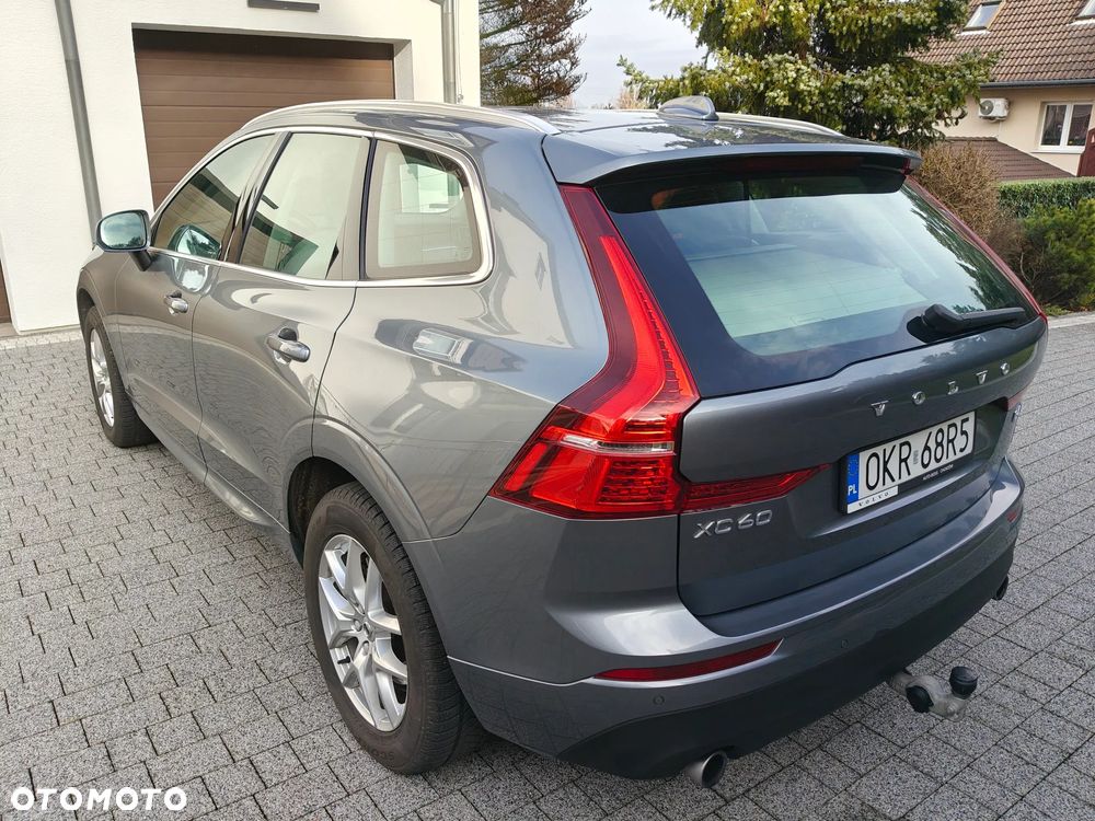 Volvo XC 60 B4 D AWD Momentum Pro - 3