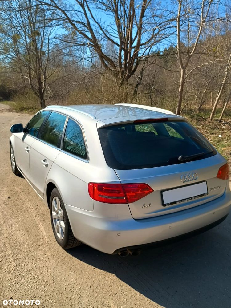 Audi A4 Avant 2.0 TDI Multitronic - 5