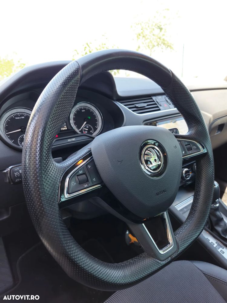Skoda Octavia 1.6 TDI GREENLINE - 11