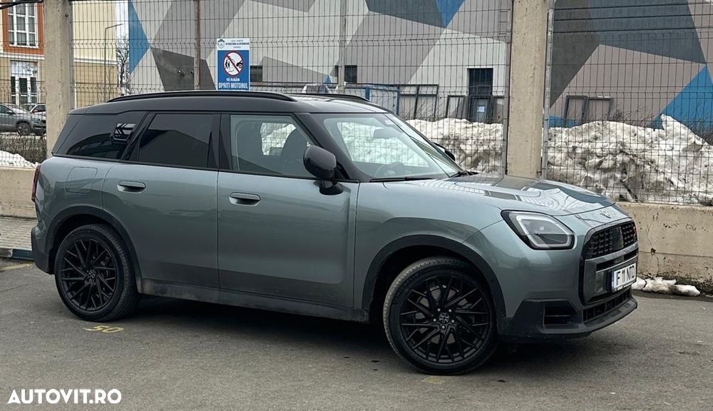Mini Countryman - 11