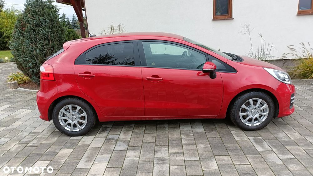 Kia Rio 1.4 Dream Team Edition - 17