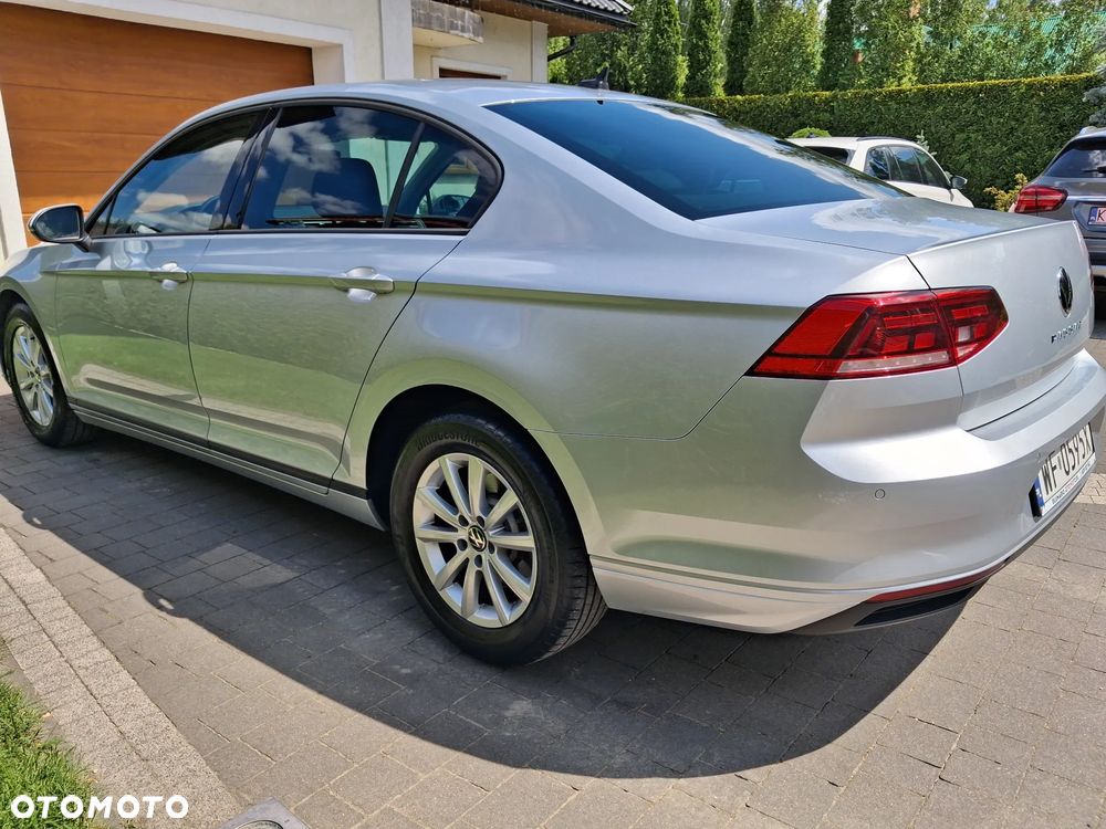 Volkswagen Passat 2.0 TDI EVO Business - 24