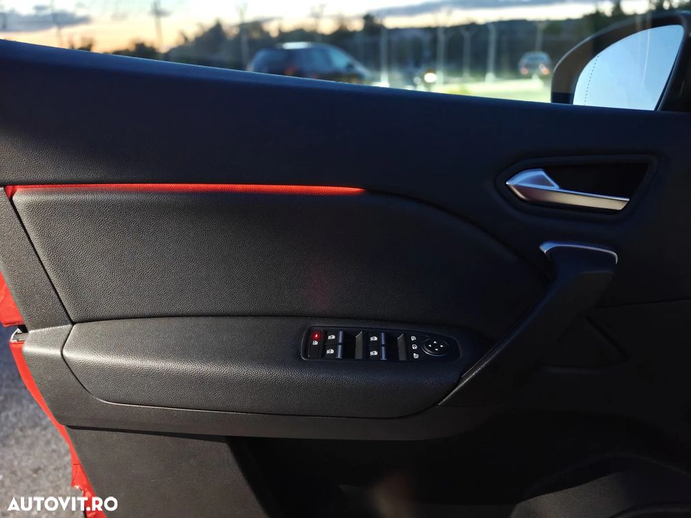 Renault Captur - 21