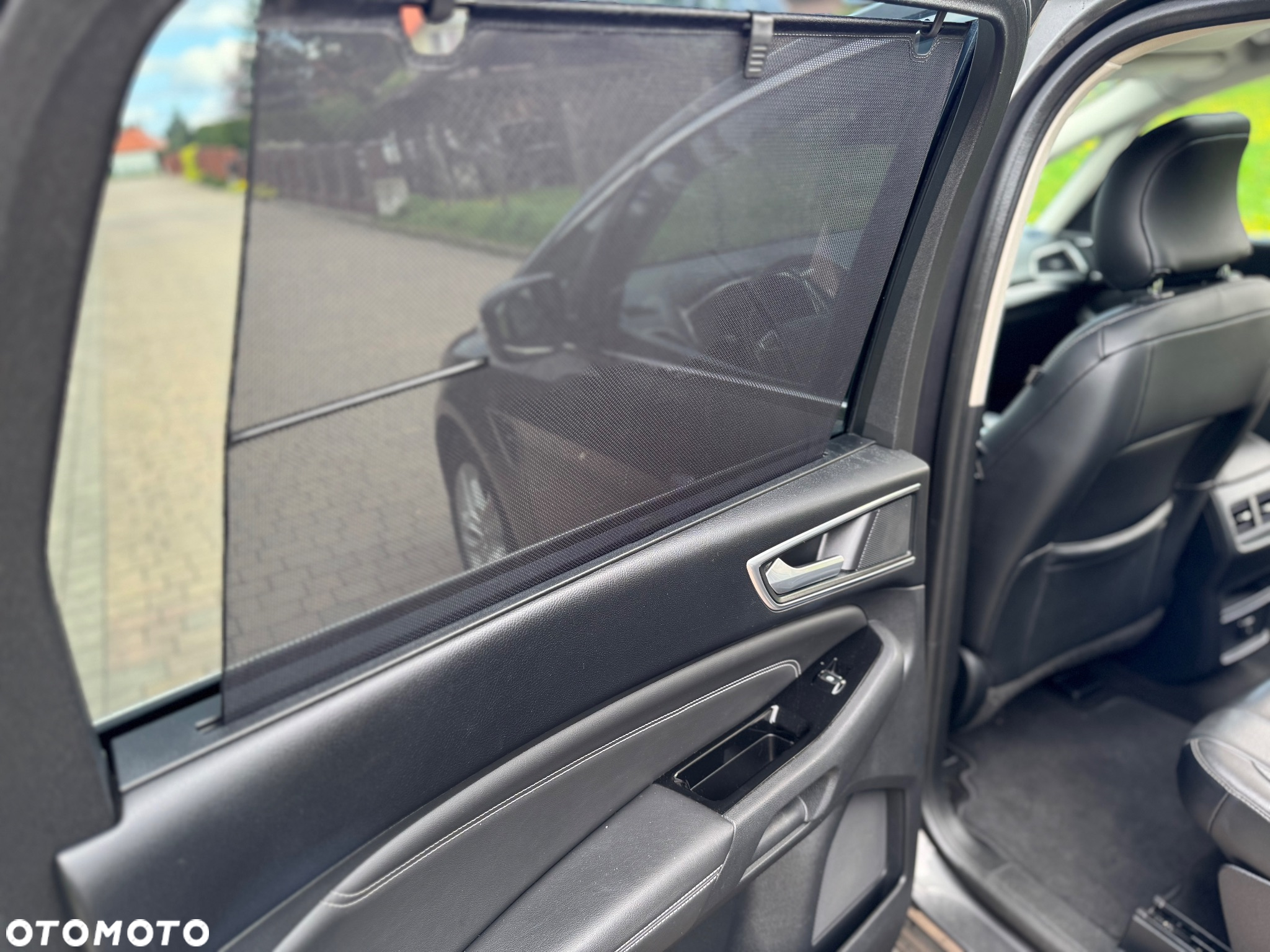 Ford S-Max - 14