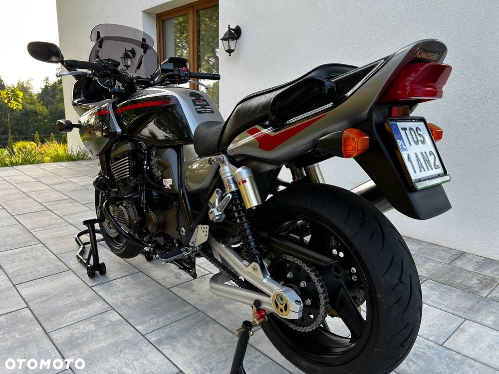 Kawasaki ZRX - 4