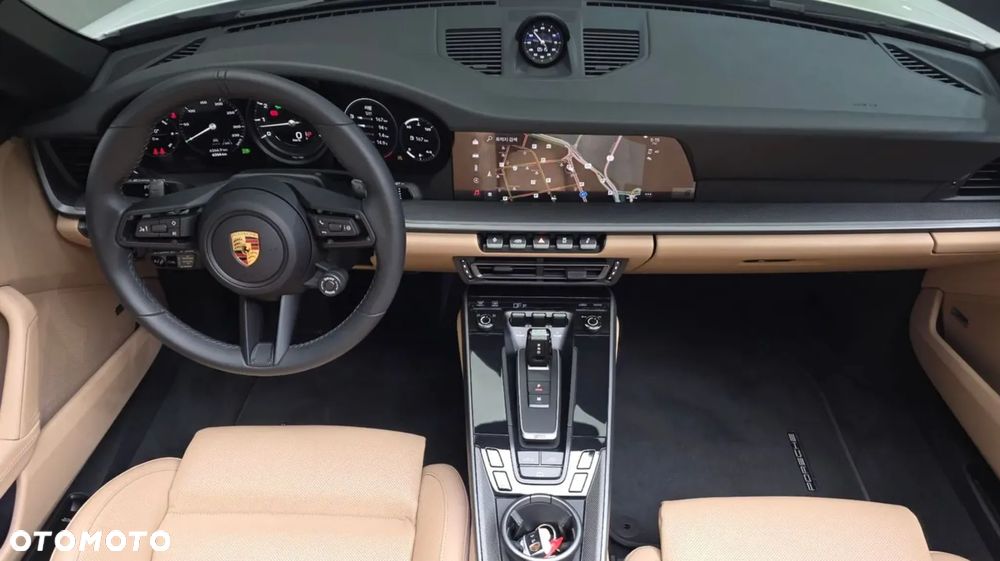 Porsche 911 Carrera PDK - 8