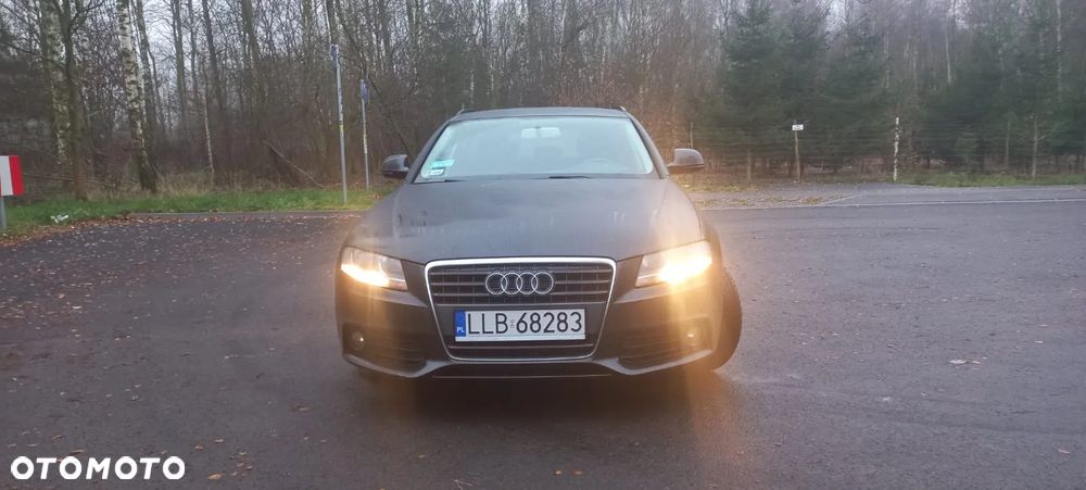 Audi A4 Avant 2.0 TDI - 1