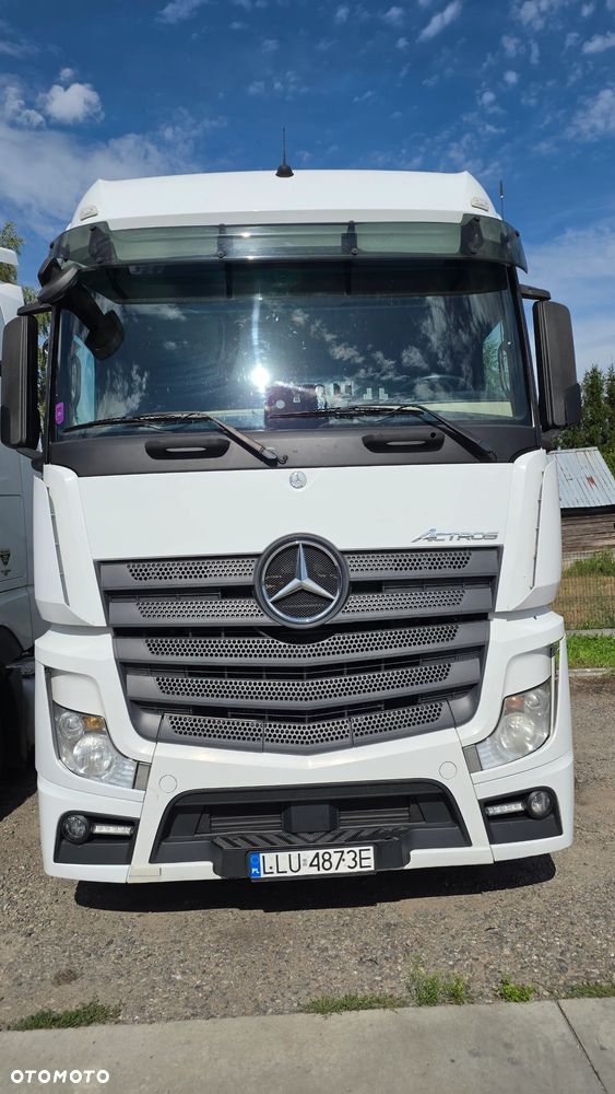 Mercedes-Benz Actros - 1