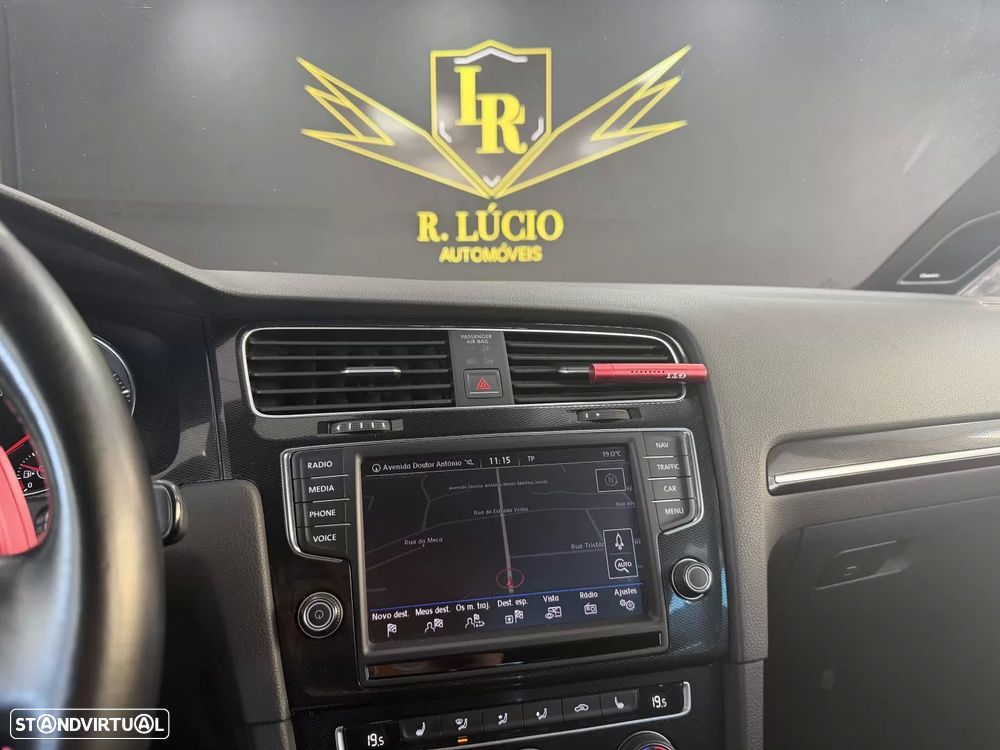 VW Golf 2.0 TSi GTi DSG Performance - 29