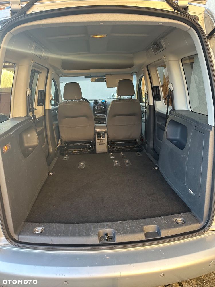 Volkswagen Caddy - 25