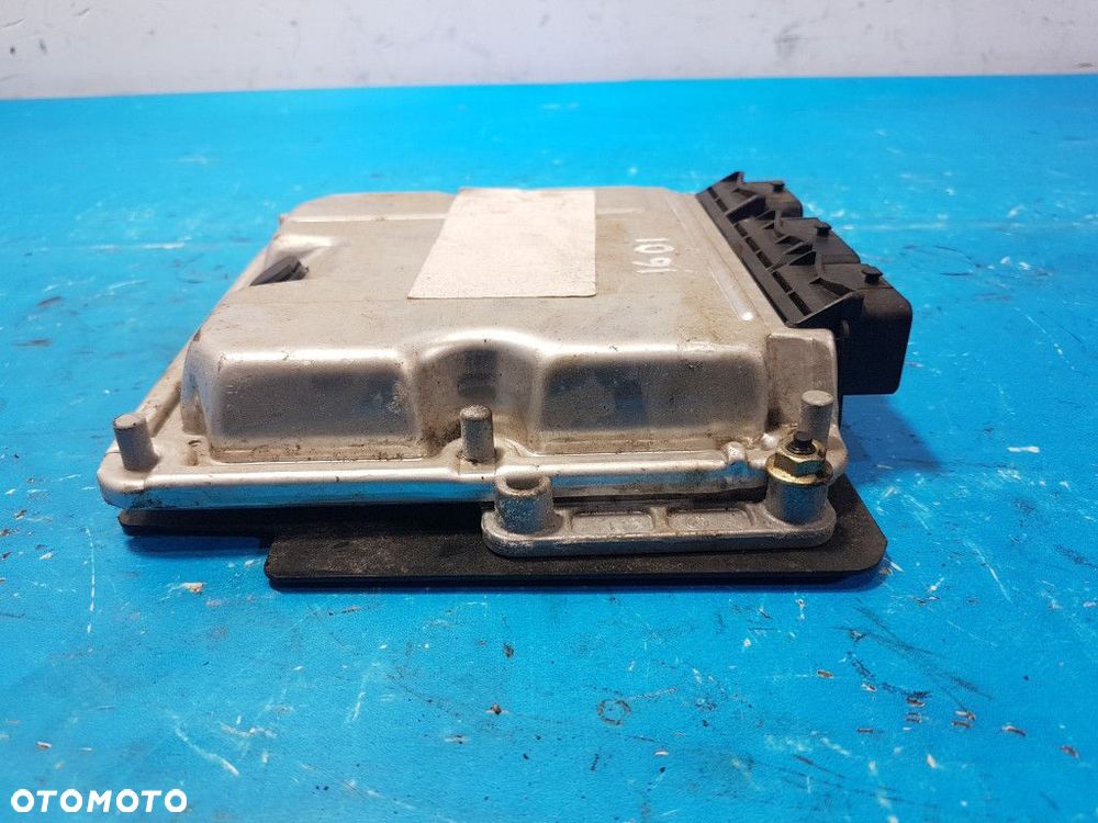 PEUGEOT 307 STEROWNIK SILNIKA 0281012140 --- - 3