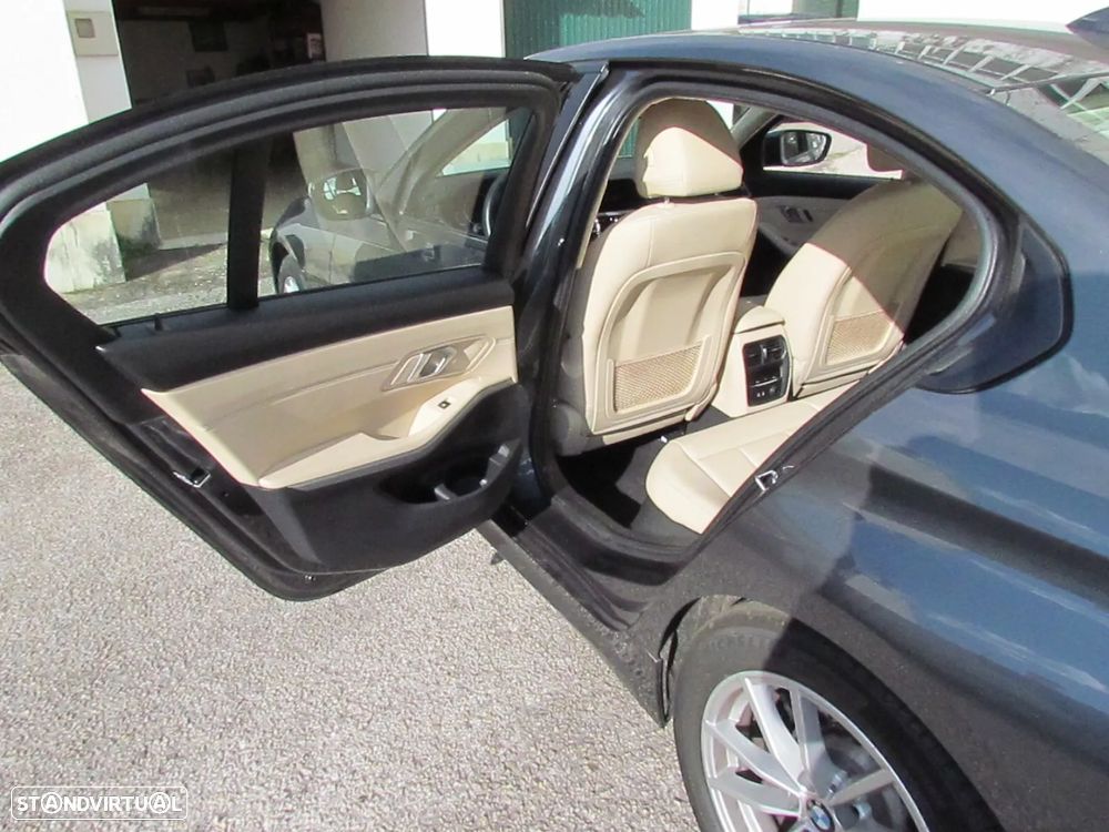 BMW 320 d Advantage Auto - 8