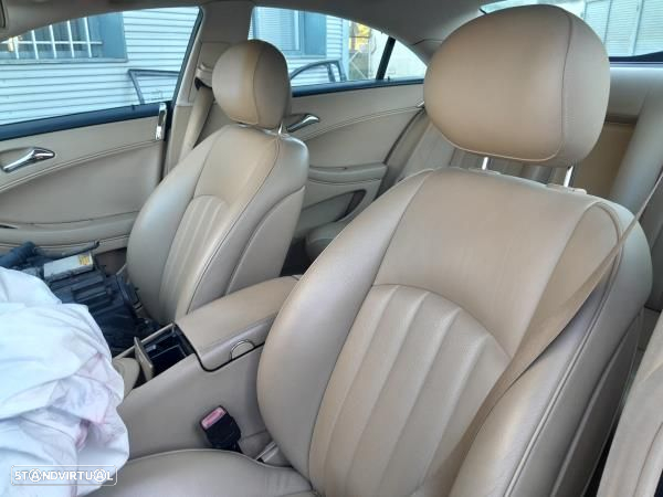 Para Peças Mercedes-Benz Cls (C219) - 10