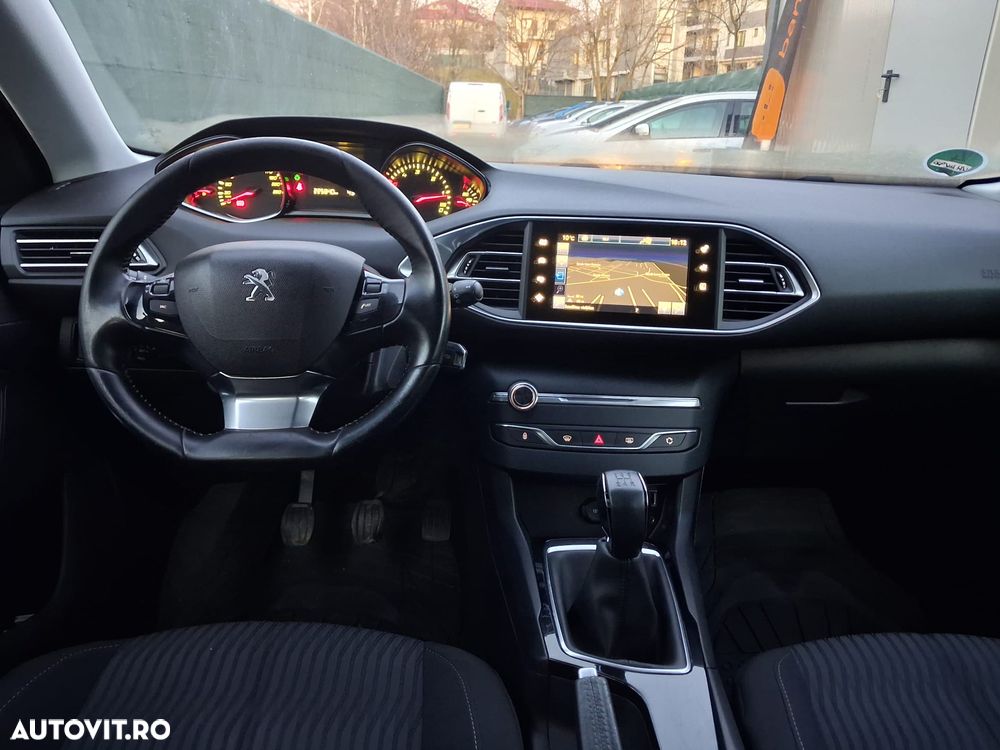 Peugeot 308 1.6 HDI FAP Access - 5