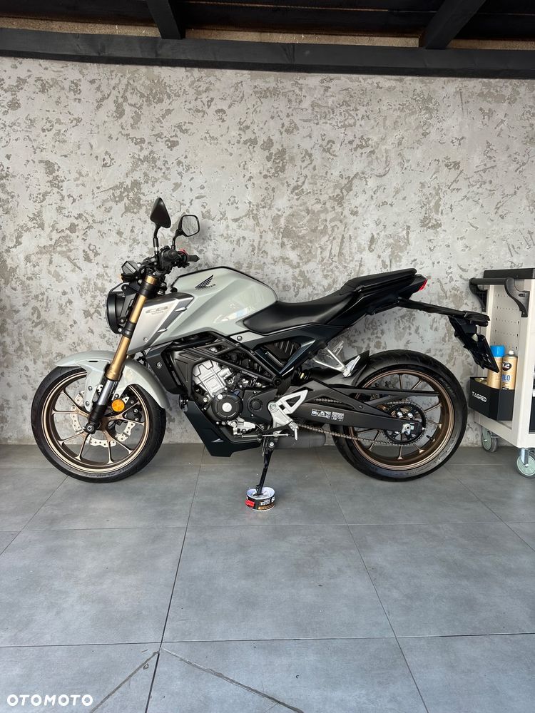 Honda CBR - 5