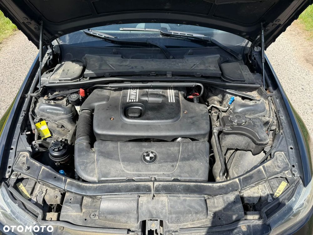 BMW Seria 3 320d DPF - 16